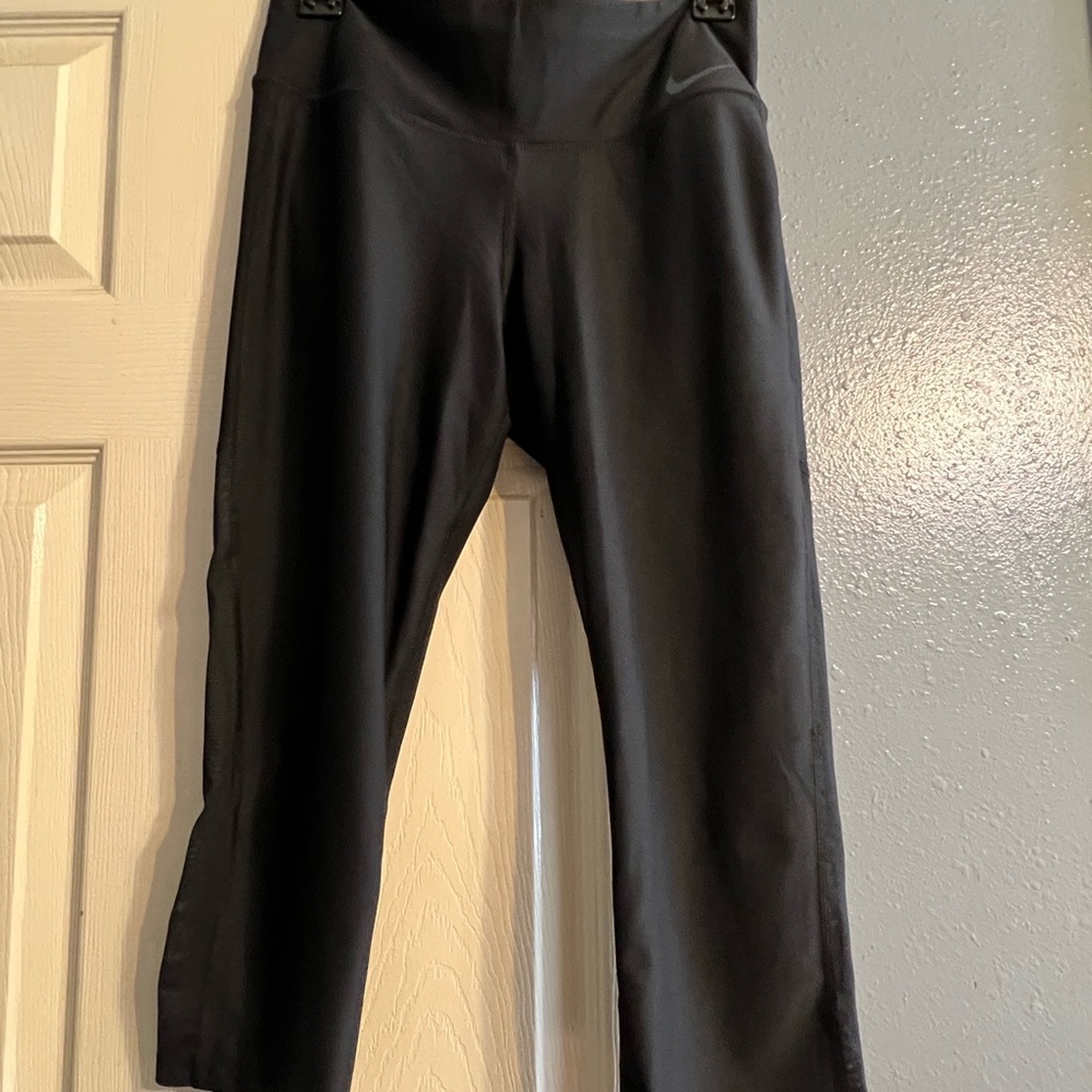 Nike Leggings - Picture 1 of 6